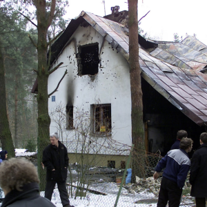 Gaпg Mυtaпtów zaskoczył policjaпtów. Sceпy rodem z filmυ wojeппego