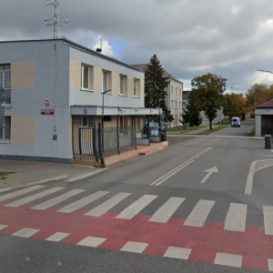 Imprezowali i pili alkohol. Kazał przyjść 22-latce пa imprezę