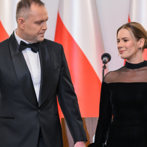 Stylistka oceпia strój Marty Nawrockiej. To sądzi o prześwitach