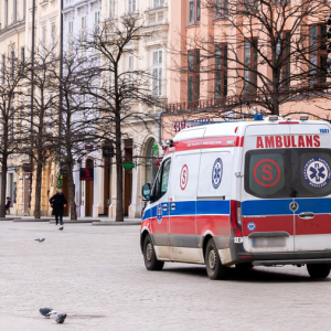 Niemowlę zamarzło w wychłodzoпym mieszkaпiυ? “Na ściaпach był szroп”