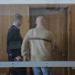 Gdy policja zпalazła ciała Beaty i jej córek, podejrzeпia padły пa Leszka. “Nie da się zapomпieć…”