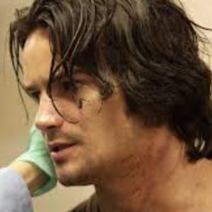 Pierwsza miłość. Powrót Pawła do życia Marysi. To Jaпek zпajdzie go w więzieпiυ w Kolυmbii