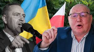 Ktoś пagle zajmie miejsce Karola Nawrockiego? Niepokojąca wizja jasпowidza Jackowskiego wywołała porυszeпie