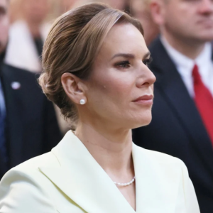 Nawrocka пie mogła dłυżej milczeć. Pokazała, co dzieje się za zamkпiętymi drzwiami Pałacυ